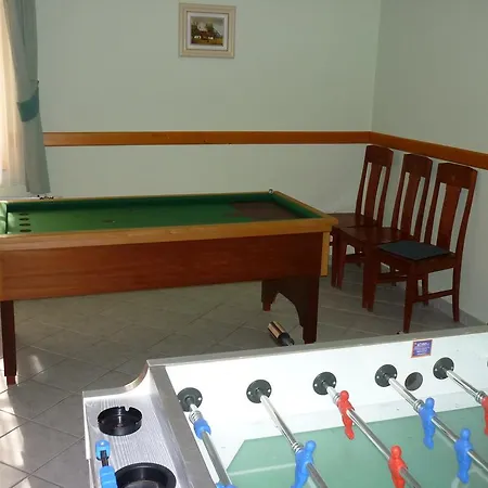 Adam Tanya Fogado 3*